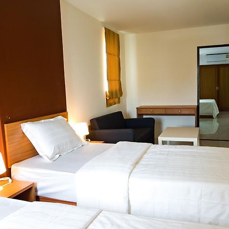Nrv Place Apart Hotel Bangkok Extérieur photo