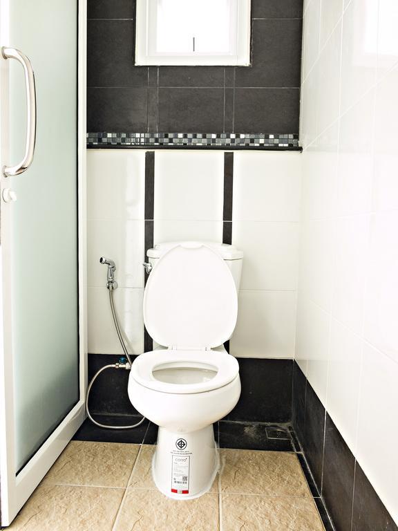 Nrv Place Apart Hotel Bangkok Extérieur photo