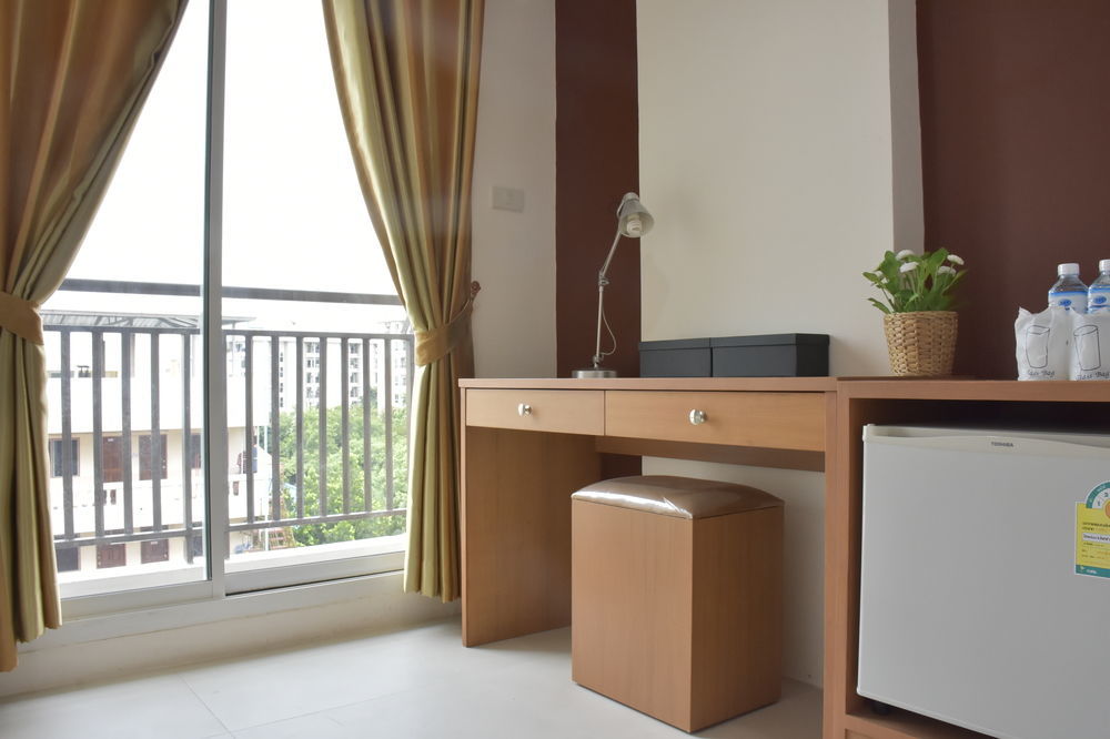 Nrv Place Apart Hotel Bangkok Extérieur photo