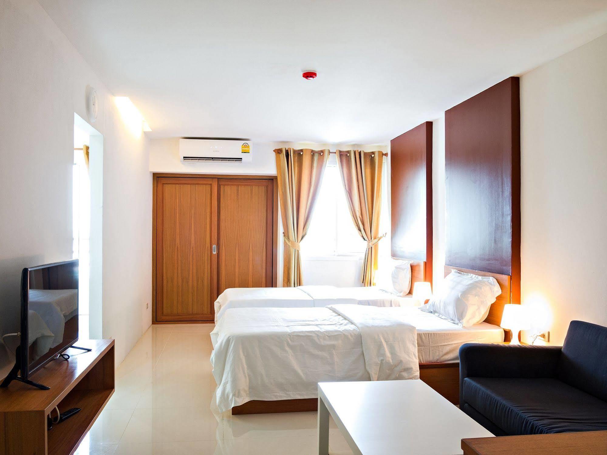 Nrv Place Apart Hotel Bangkok Extérieur photo