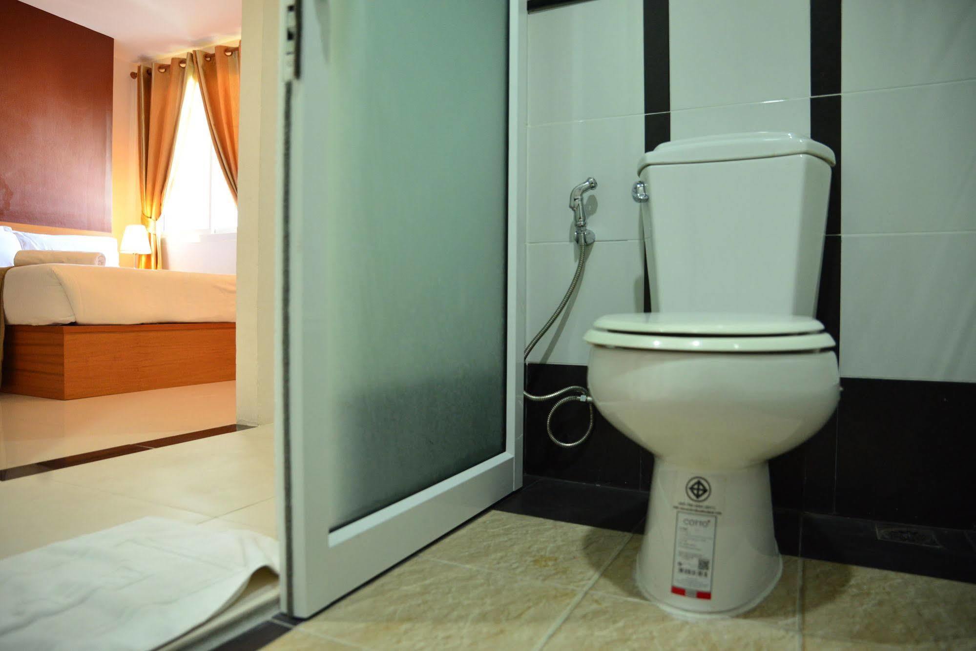 Nrv Place Apart Hotel Bangkok Extérieur photo