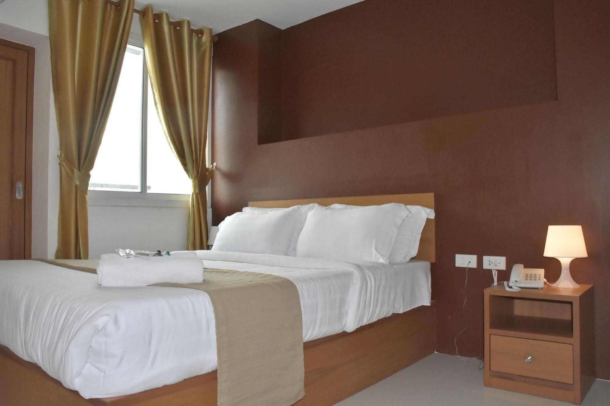 Nrv Place Apart Hotel Bangkok Extérieur photo